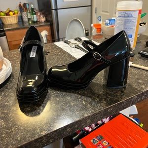 Steve Madden mary janes with chunky heel
